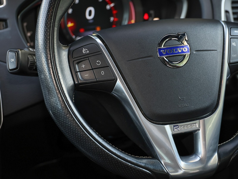 Used Volvo V40 2016 for sale - 76619159: Photo 10