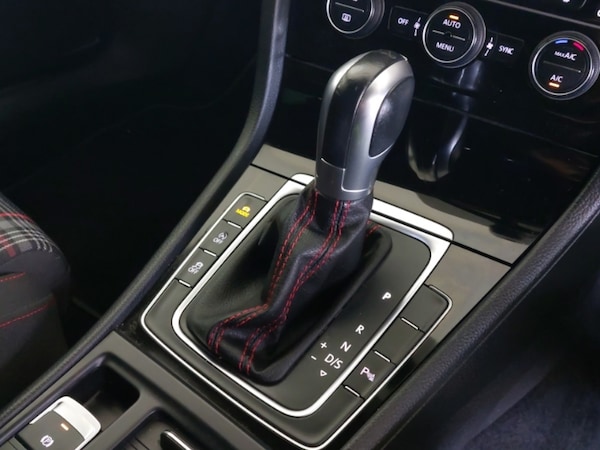 Used Volkswagen Golf 2019 for sale - 76325576: Photo 15