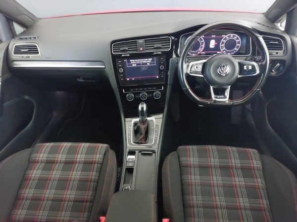 Used Volkswagen Golf 2019 for sale - 76325576: Photo 2