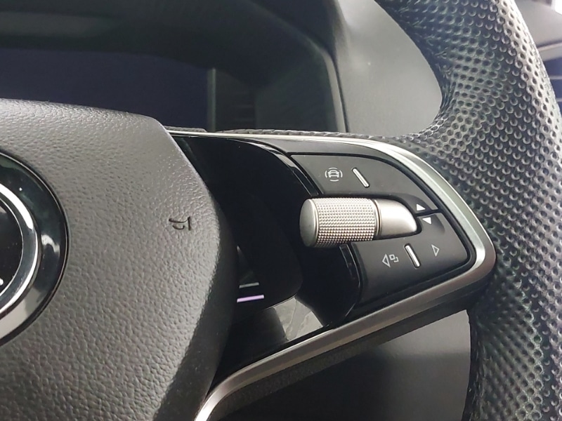 Used Skoda Karoq 2025 for sale - 76431540: Photo 13