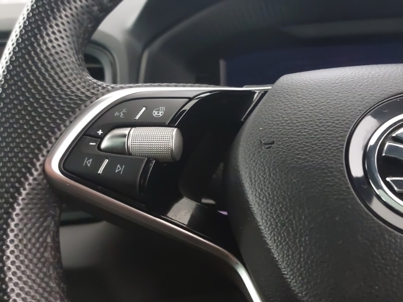 Used Skoda Karoq 2025 for sale - 76431540: Photo 14