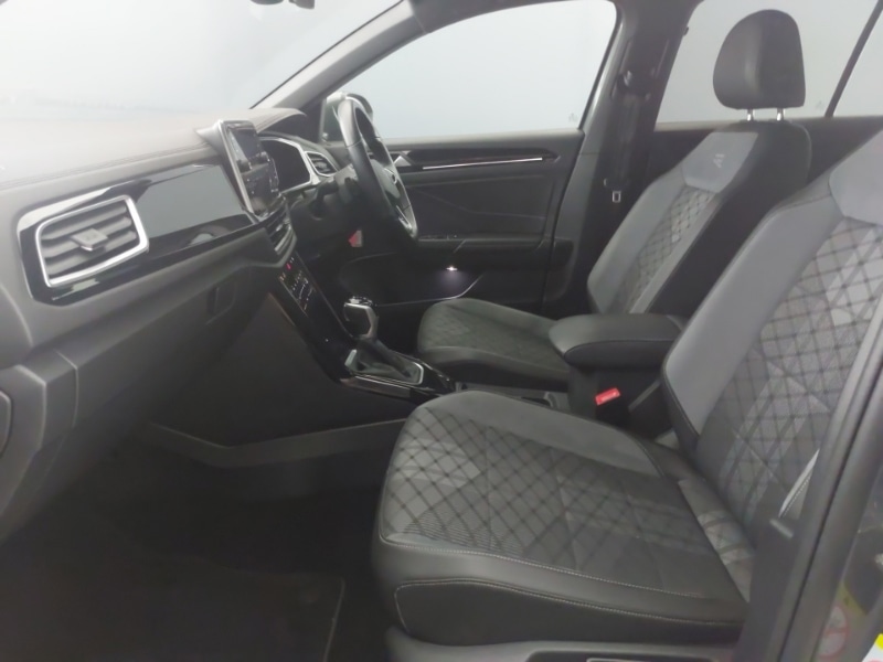 Used Volkswagen T-Roc 2022 for sale - 76484129: Photo 5