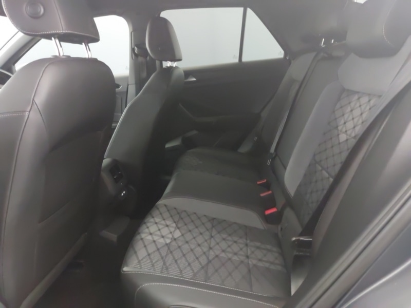 Used Volkswagen T-Roc 2022 for sale - 76484129: Photo 6