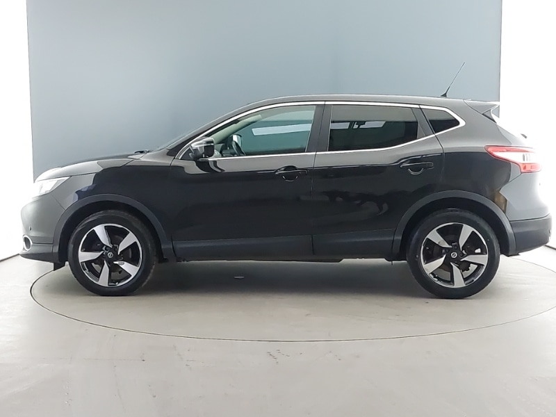 Used Nissan Qashqai 2017 for sale - 76815897: Photo 4