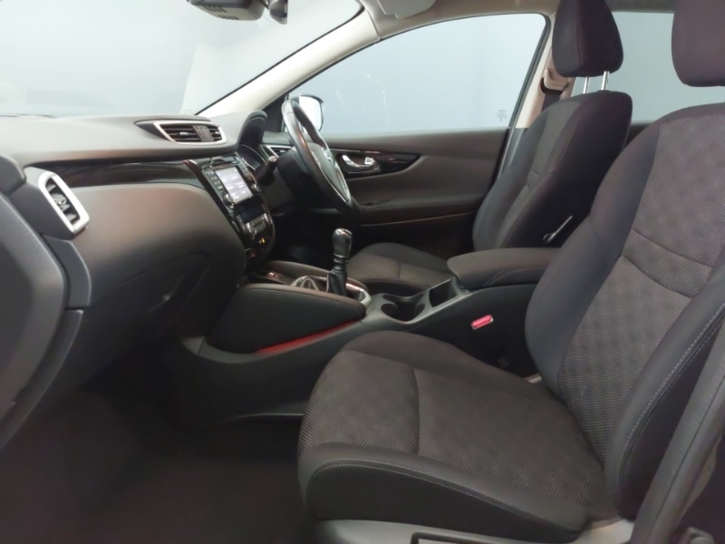 Used Nissan Qashqai 2017 for sale - 76815897: Photo 5