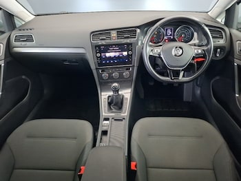 Used Volkswagen Golf 2018 for sale - 79322201: Photo