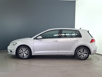 Used Volkswagen Golf 2018 for sale - 79322201: Photo