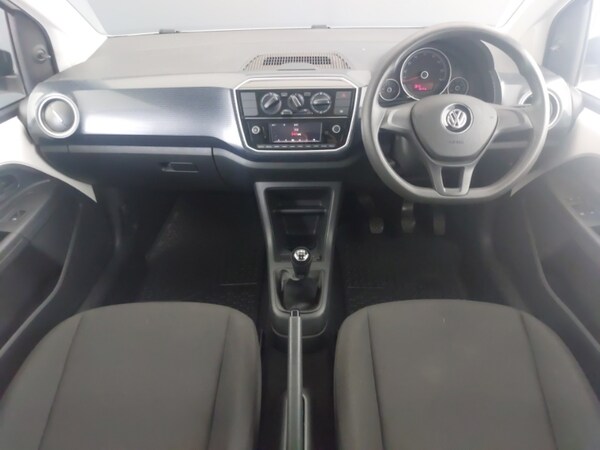 Used Volkswagen up! 2016 for sale - 76221491: Photo 2