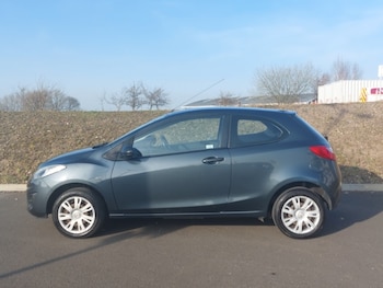 Used Mazda Mazda2 2011 for sale - 78093620: Photo