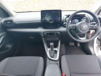 Used Toyota Yaris 2022 for sale - 74907694: Photo