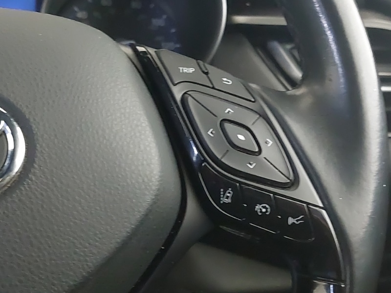 Used Toyota C-HR 2017 for sale - 77410314: Photo 13