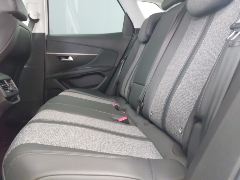 Used Peugeot 3008 2018 for sale - 76403782: Photo 6