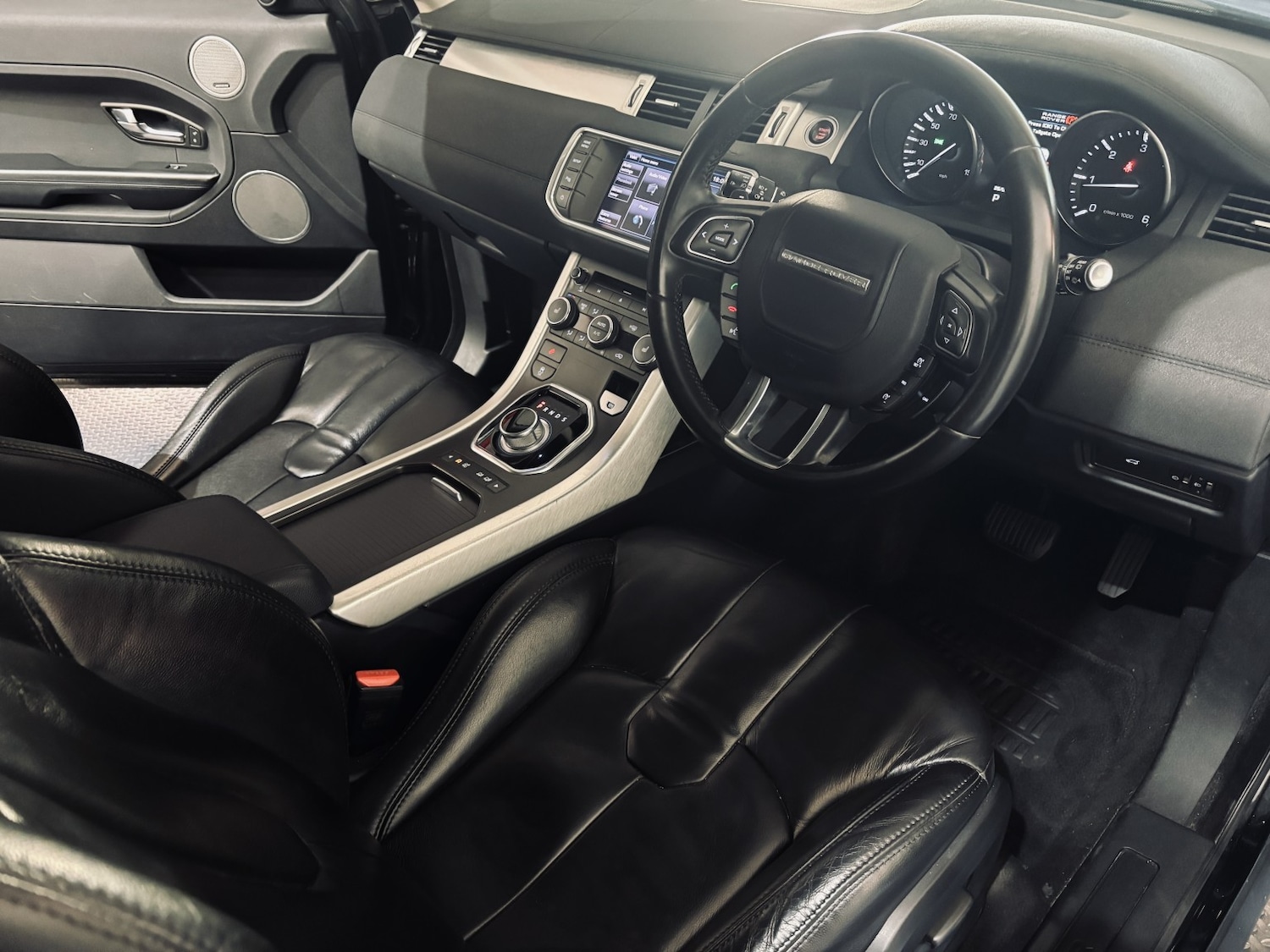 Used Land Rover Range Rover Evoque 2011 for sale - 76418383: Photo 10