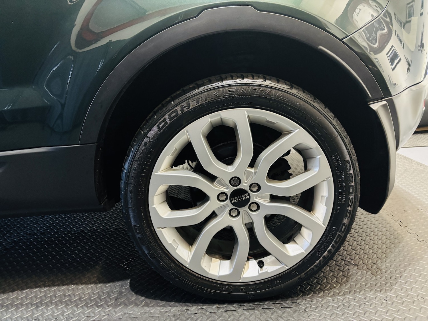 Used Land Rover Range Rover Evoque 2011 for sale - 76418383: Photo 16