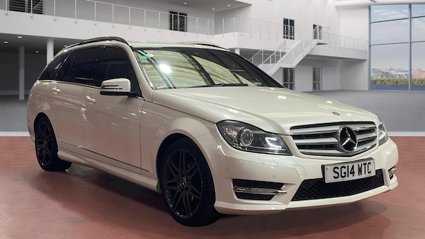 Used Mercedes-Benz C Class 2014 for sale - 76231656: Photo 1