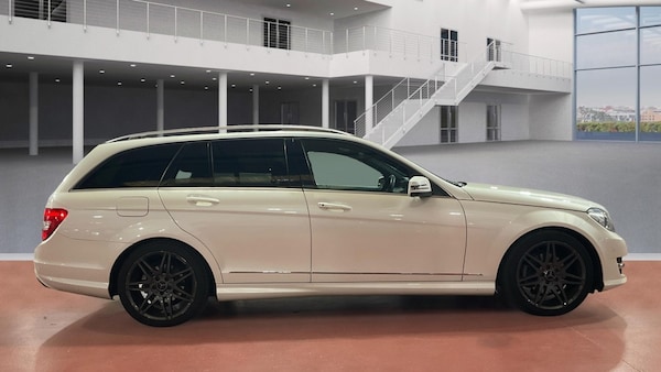 Used Mercedes-Benz C Class 2014 for sale - 76231656: Photo 6