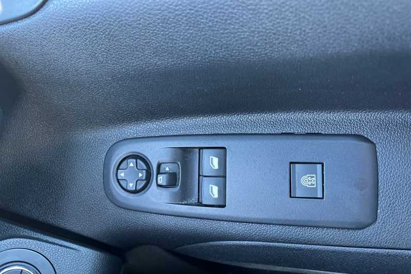 Used Vauxhall Combo Life 2019 for sale - 77146559: Photo 16