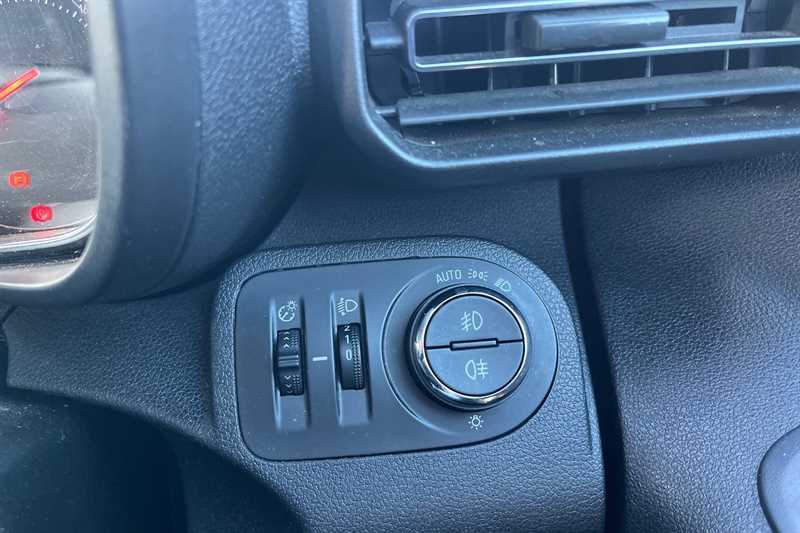 Used Vauxhall Combo Life 2019 for sale - 77146559: Photo 44