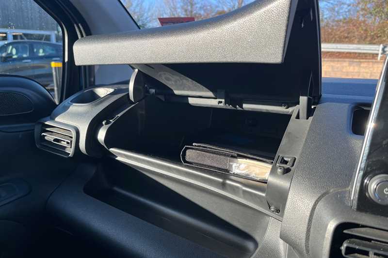 Used Vauxhall Combo Life 2019 for sale - 77146559: Photo 48