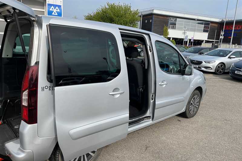 Vehicle 43