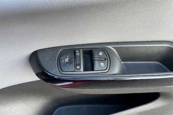 Used Vauxhall Corsa 2017 for sale - 76204423: Photo 16