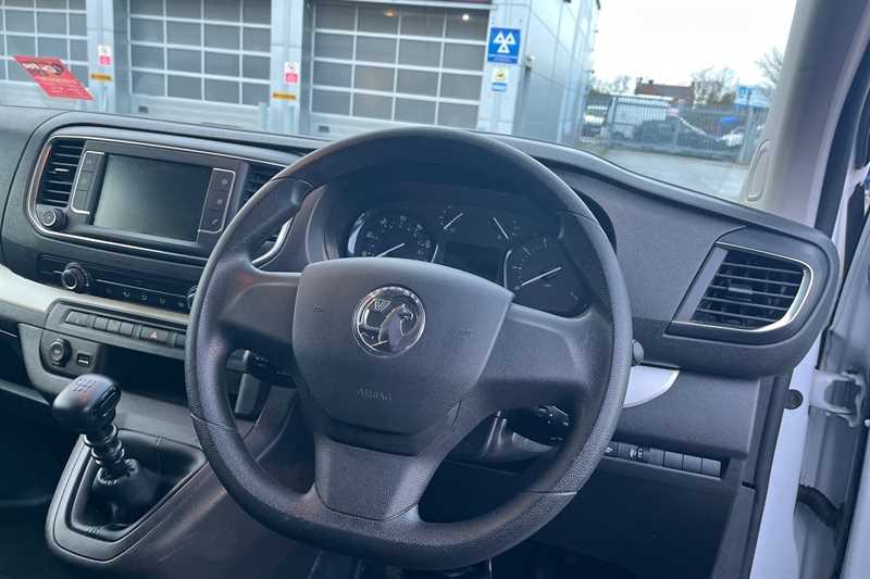 Used Vauxhall Vivaro 2023 for sale - 77674151: Photo 11