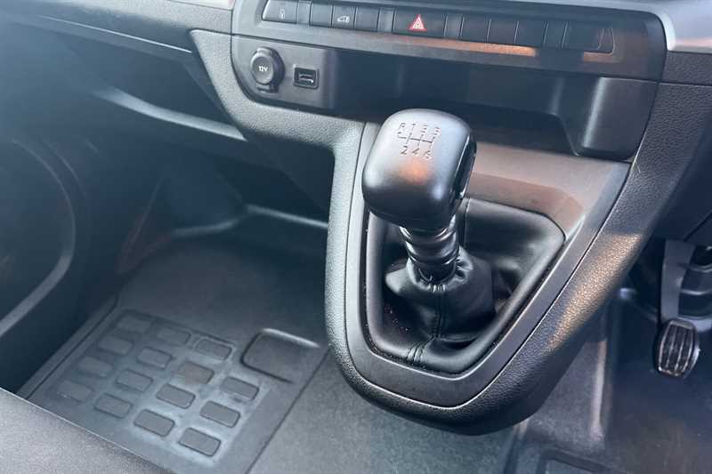 Used Vauxhall Vivaro 2023 for sale - 77674151: Photo 14