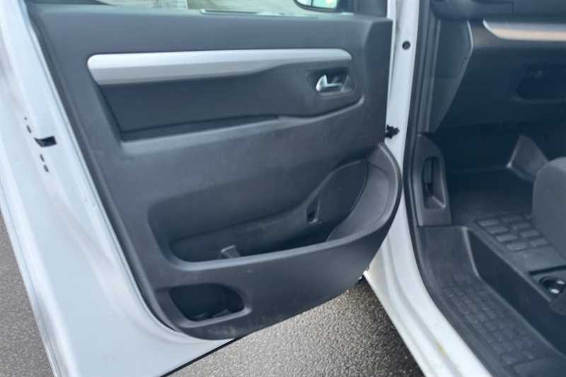 Used Vauxhall Vivaro 2023 for sale - 77674151: Photo 57