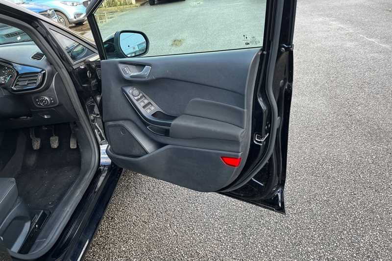 Used Ford Fiesta 2022 for sale - 77146104: Photo 39