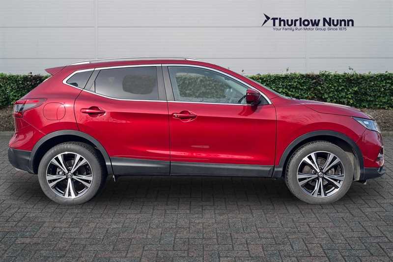 Used Nissan Qashqai 2018 for sale - 77894117: Photo 2