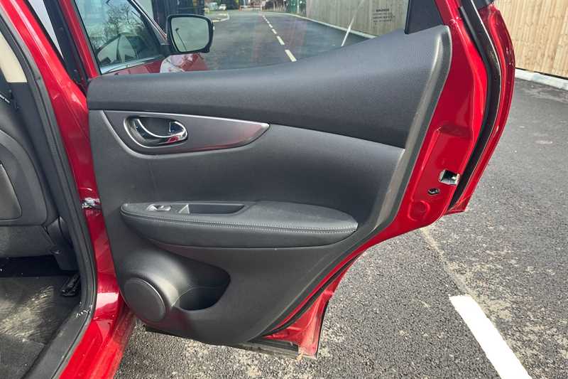 Used Nissan Qashqai 2018 for sale - 77894117: Photo 49