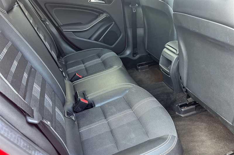 Used Mercedes-Benz GLA 2019 for sale - 77894116: Photo 34