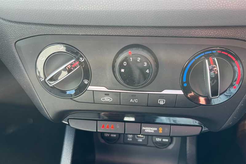 Used Hyundai i20 2015 for sale - 78137147: Photo 15