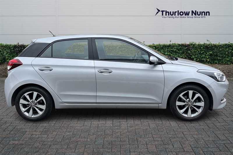 Used Hyundai i20 2015 for sale - 78137147: Photo 2