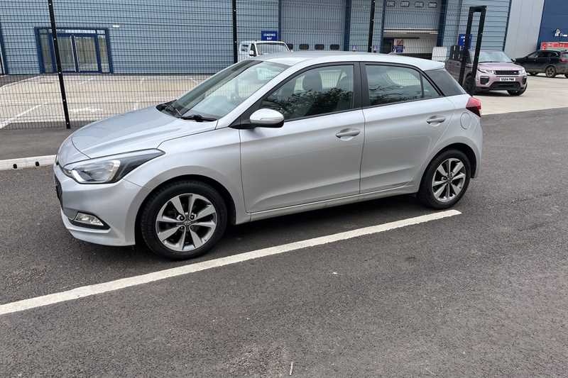 Used Hyundai i20 2015 for sale - 78137147: Photo 33