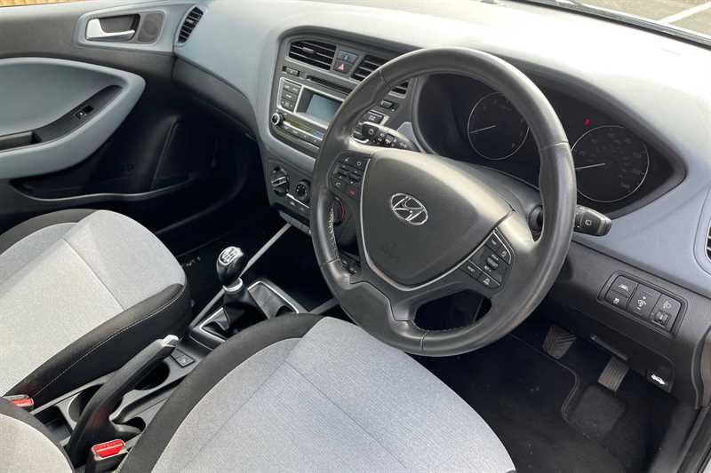 Used Hyundai i20 2015 for sale - 78137147: Photo 60