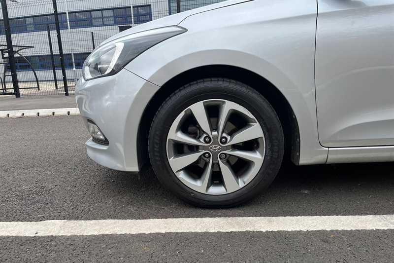 Used Hyundai i20 2015 for sale - 78137147: Photo 9