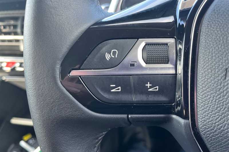 Used Peugeot 208 2022 for sale - 77513472: Photo 21