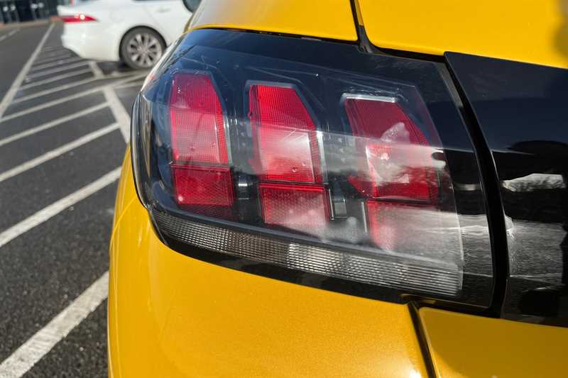 Used Peugeot 208 2022 for sale - 77513472: Photo 34