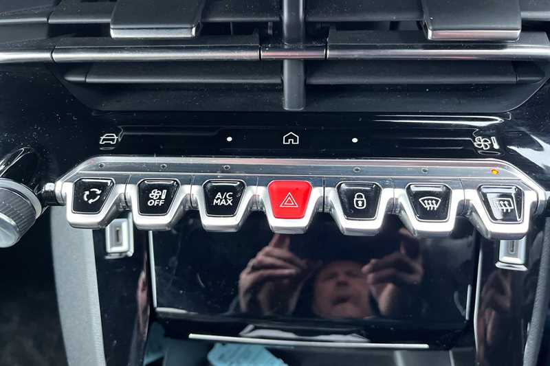 Used Peugeot 208 2024 for sale - 77513527: Photo 50