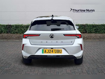 Used Vauxhall Astra 2024 for sale - 77472002: Photo