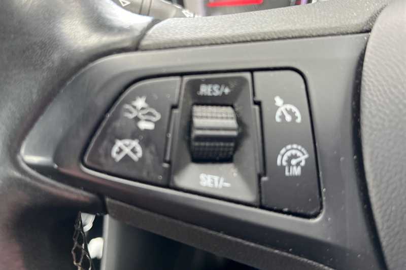 Used Vauxhall Astra 2017 for sale - 77971995: Photo 21