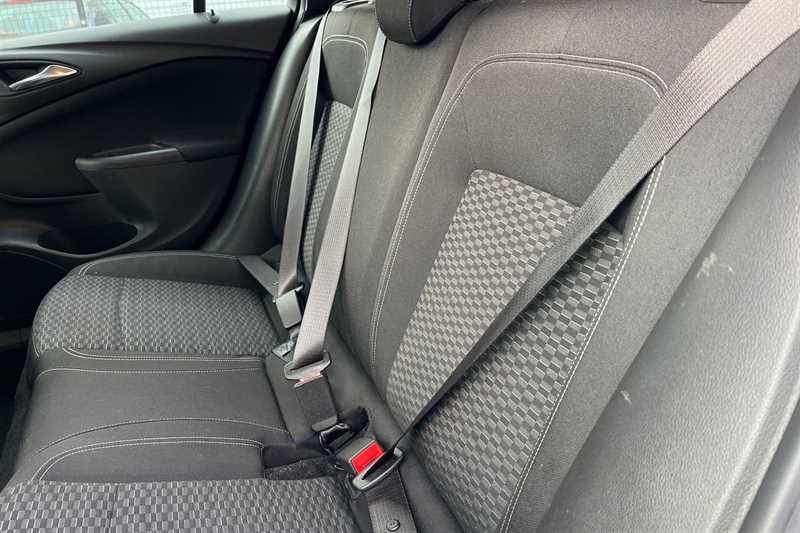 Used Vauxhall Astra 2017 for sale - 77971995: Photo 23