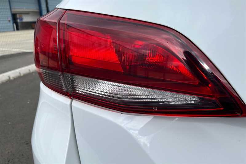 Used Vauxhall Astra 2017 for sale - 77971995: Photo 34