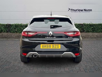 Used Renault Megane 2018 for sale - 78059849: Photo