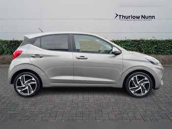 Used Hyundai i10 2021 for sale - 79743369: Photo