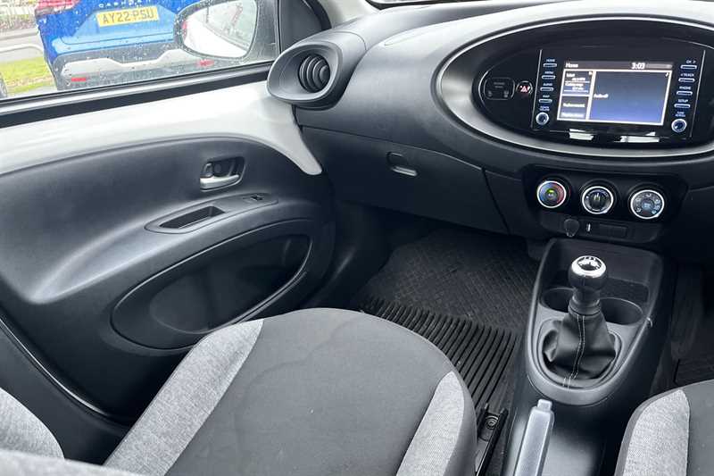 Used Toyota Aygo X 2022 for sale - 77513008: Photo 14