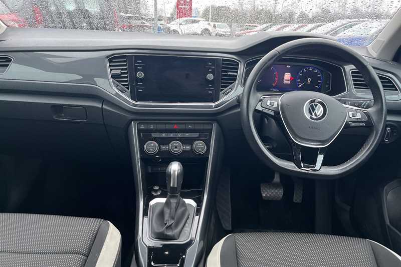 Used Volkswagen T-Roc 2021 for sale - 77513509: Photo 12