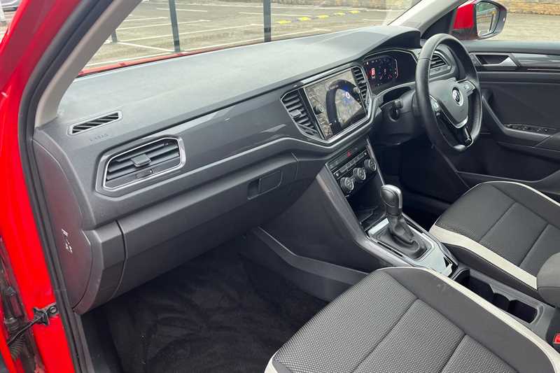 Used Volkswagen T-Roc 2021 for sale - 77513509: Photo 44