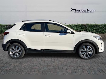 Used Kia Stonic 2022 for sale - 77927583: Photo